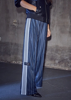 Baggy pin stripe track buks Navy HAUTE L'AMITIÈ